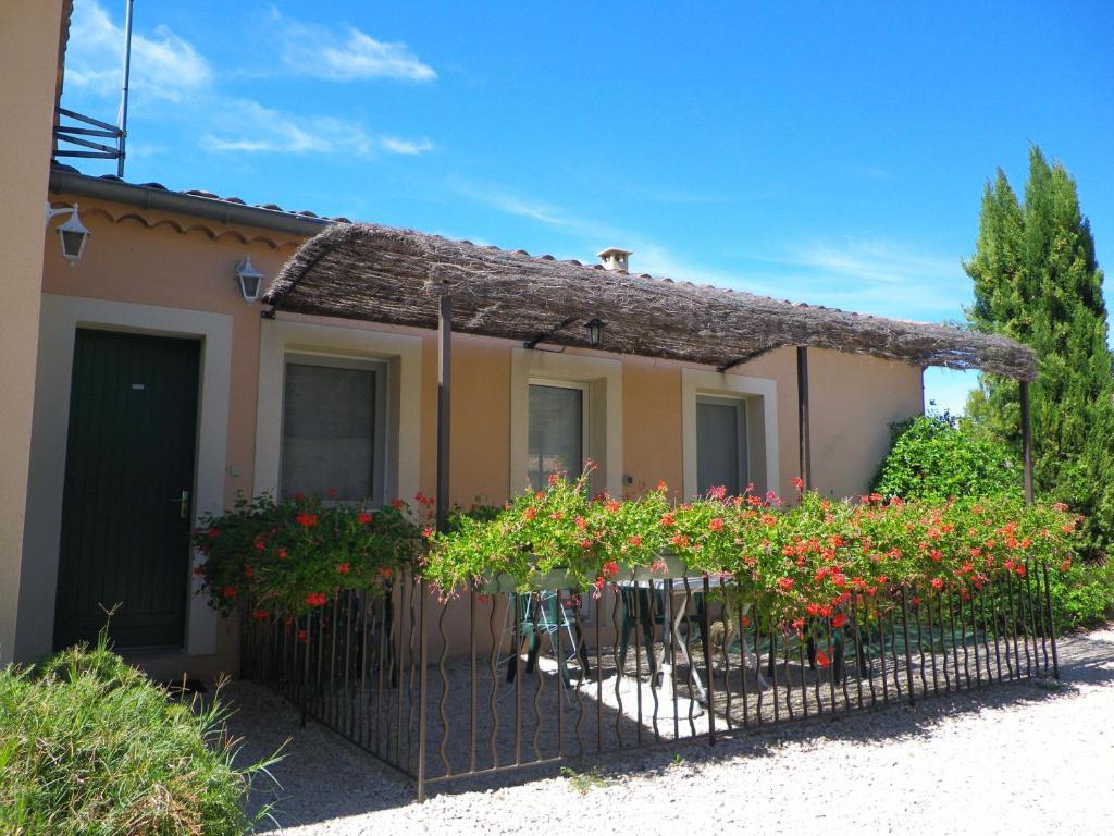 Residence Les Peupliers Loriol-du-Comtat المظهر الخارجي الصورة